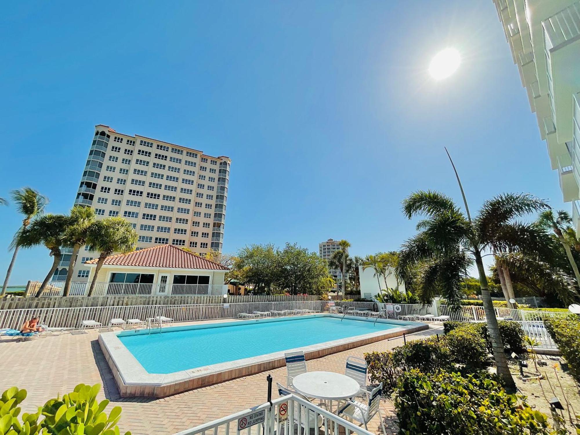 #902 Gulf View At Lovers Key Beach Club Форт Майерс Бийч Екстериор снимка